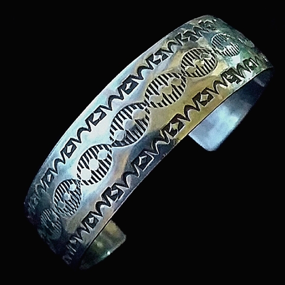 VINTAGE Signed Native American Navajo Sterling Silver Wide Cuff Bracelet - Picture 2 of 16